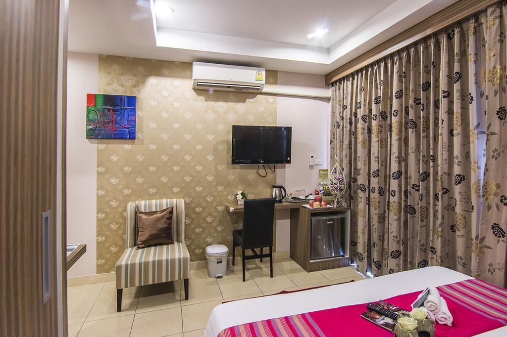 Oyo 146 Rivana Boutique By Sandara Pattaya Phòng bức ảnh